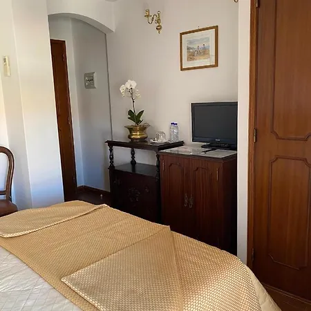 Toca Dos Grilos Bed & Breakfast